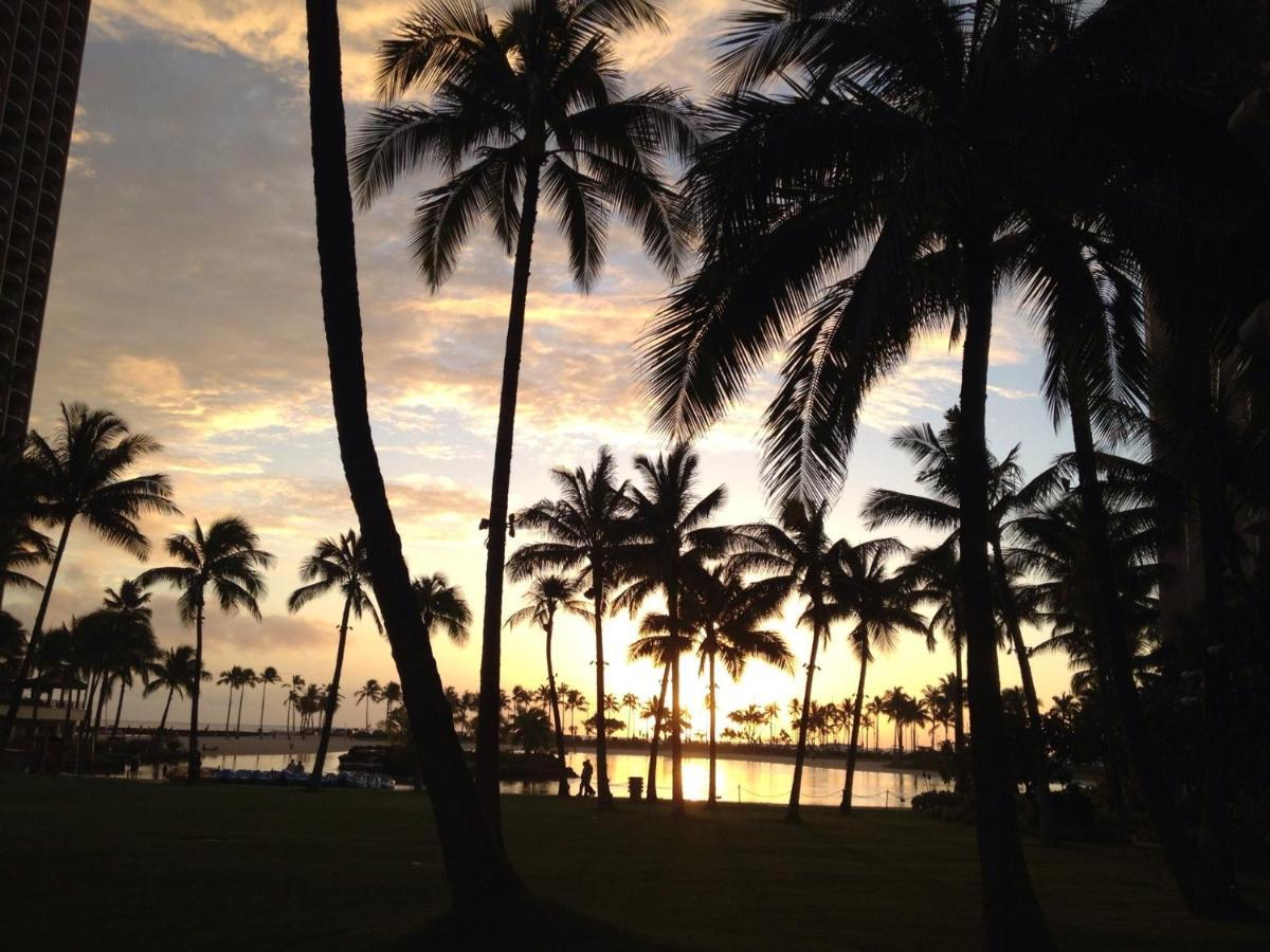 Free Parking, Pool, Sauna, Spa, Wifi, Bbq, Ac - Waikiki Banyan Honolulu Exterior foto